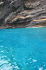 Iles Canaries - Plage de Masca (Tenerife) - Eau turquoise devant les falaises